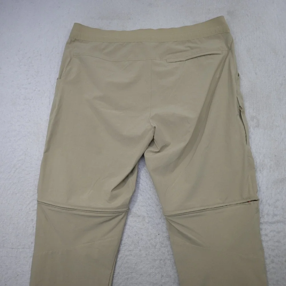 The North Face Convertible Pants Mens 38x32 Regular Tan Zip Off Hiking Outdoor